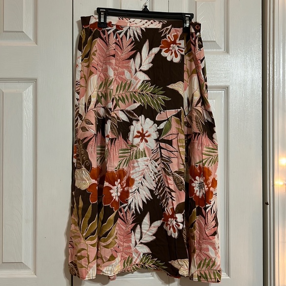 Napa Valley Floral Skirt Size 14 - Picture 1 of 6